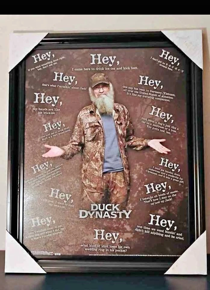 18½" x 22¾" Uncle Si "HEY" Print - Duck Dynasty