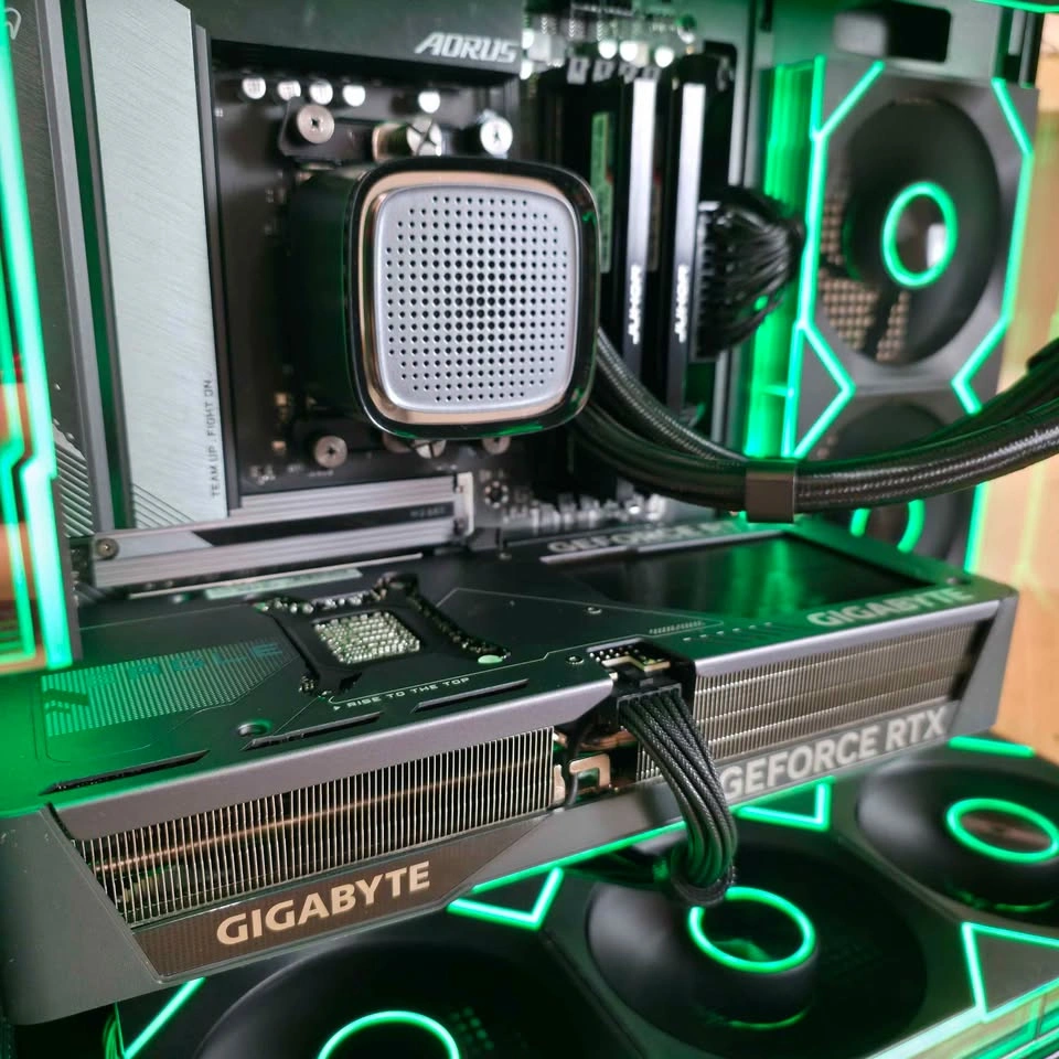 R5 9600X & RTX 5070 Gaming PC (32GB RAM, 1TB SSD) - photo 3