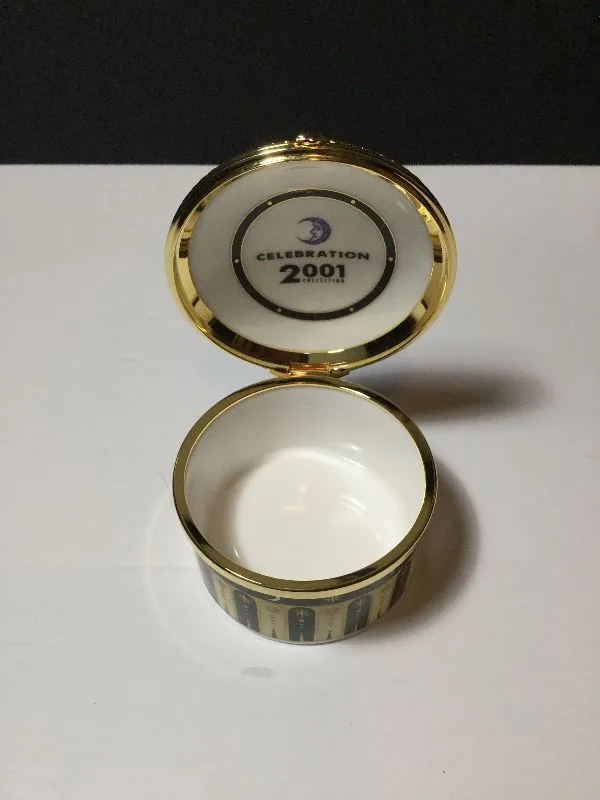 Royal Worcester Covered Box - 250th Anniversary thumbnail