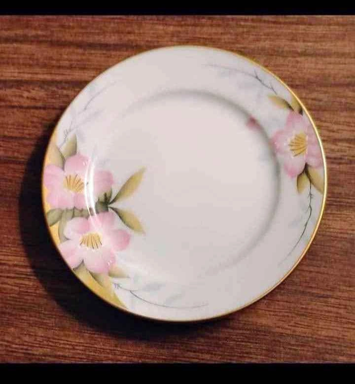 Vintage 3" / 3½" Miniature Plates Assortment $50 obo - photo 2