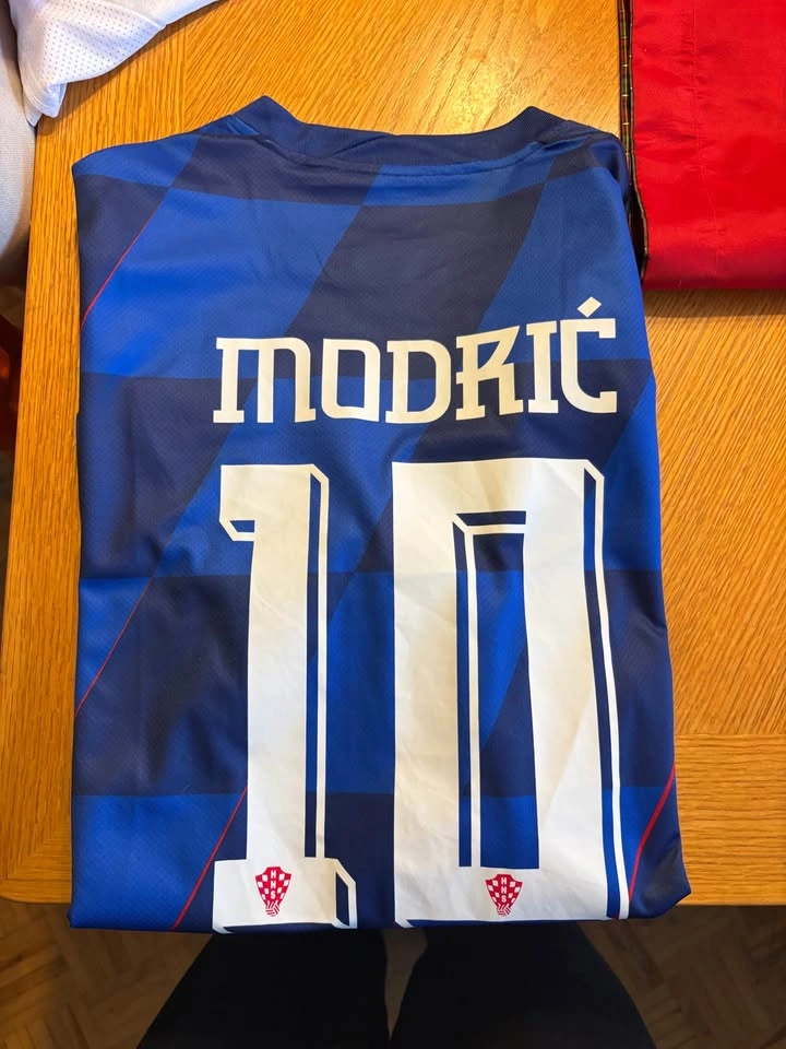 Luka Modric Jersey - photo 2