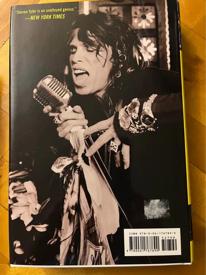 Hardcover Memoir Steven Tyler image indicator(2)