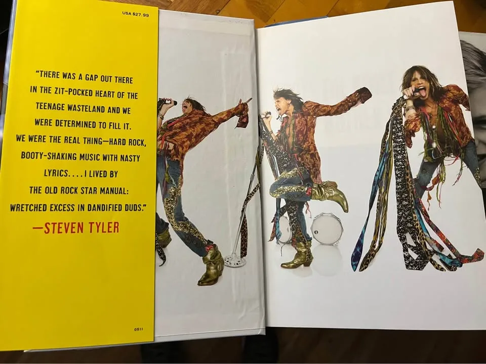 Hardcover Memoir Steven Tyler image indicator(3)