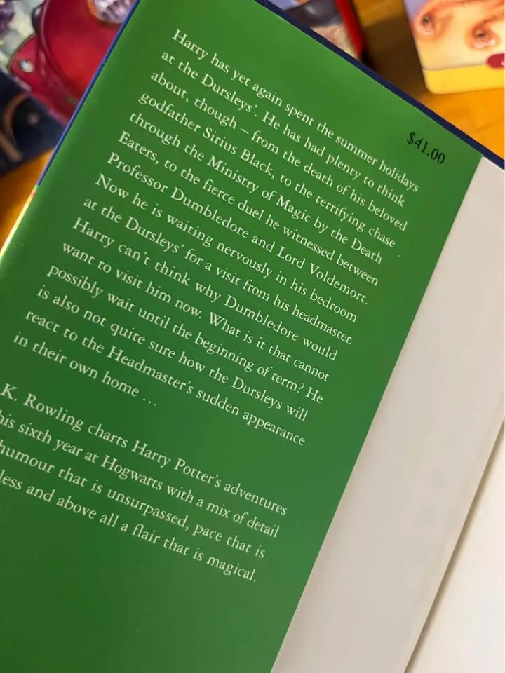 Harry Potter Hardcover Book Set + Guides + Biography image indicator(7)