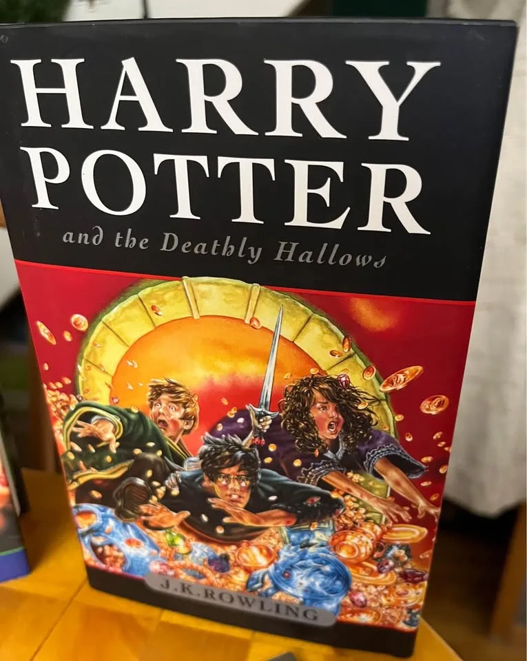 Harry Potter Hardcover Book Set + Guides + Biography image indicator(8)