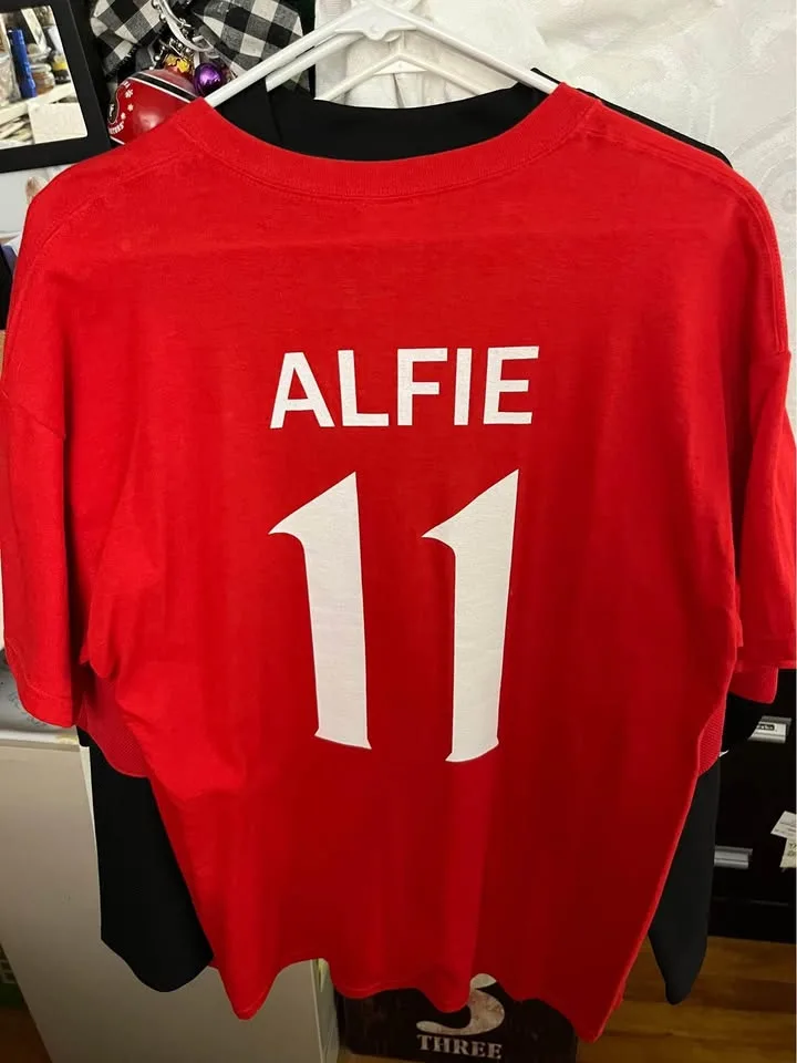 Alfredsson 1000 Games T-Shirt image indicator(2)