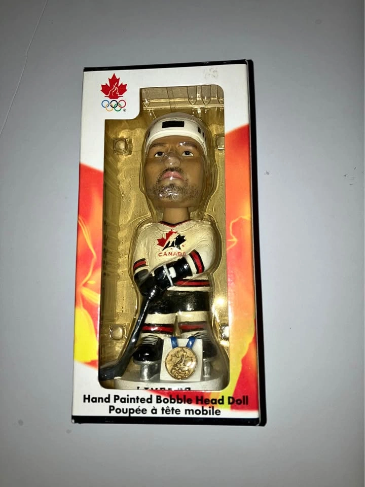 Eric Lindros 2002 Olympic Team Canada Bobblehead