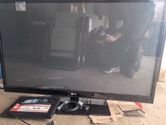 2011 LG Television set - photo 3