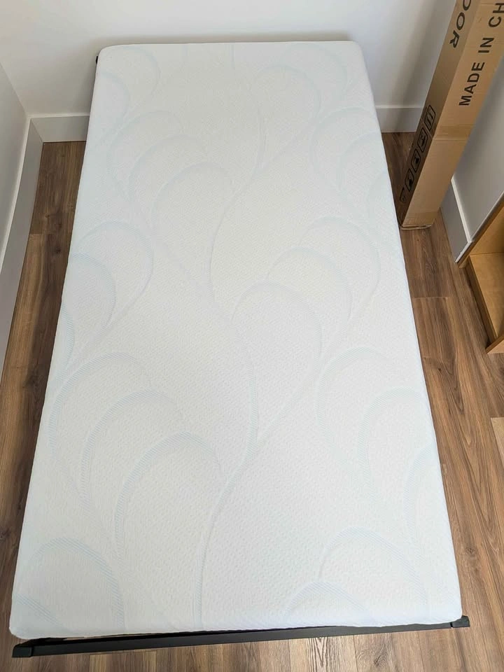 Twin (Single) Bed with Frame