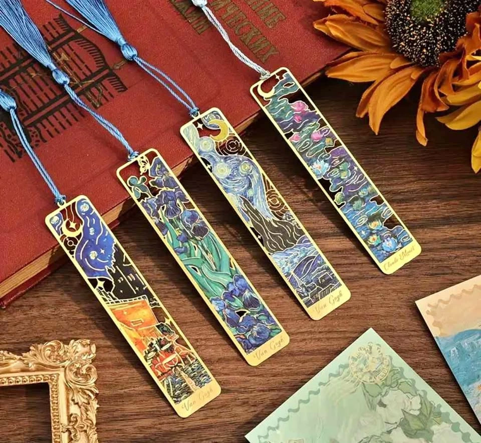 Beautiful metal bookmarks ✨🌿