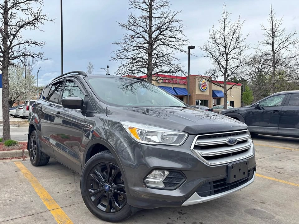 2018 Ford Escape SE Sport SUV 4D