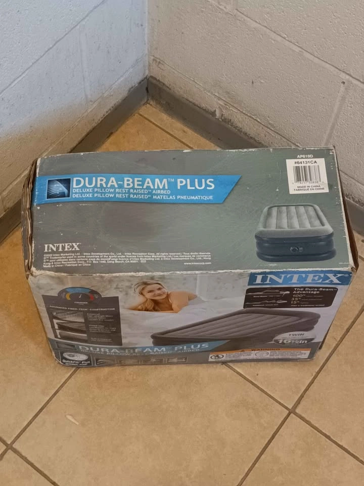 Intex Dura-Beam Plus Deluxe Pillow Rest Raised Airbed - Twin - photo 2