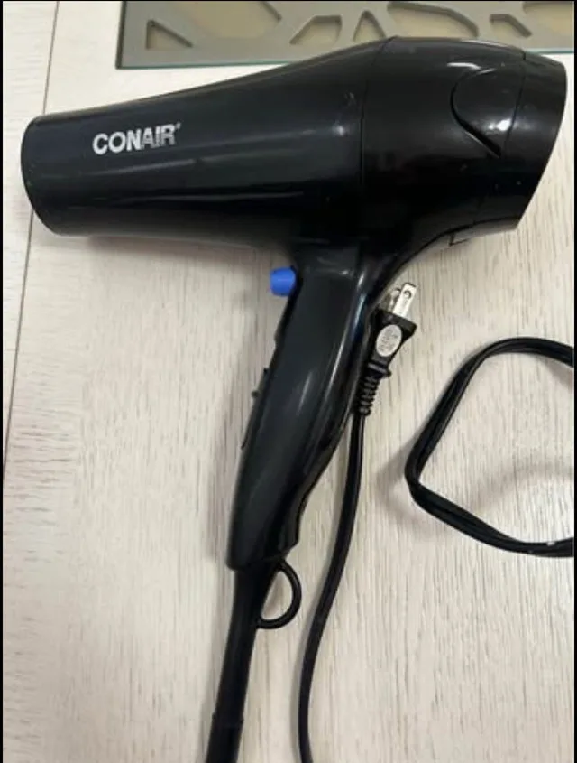 ✨ Conair Hair Dryer with Attachments ✨ thumbnail