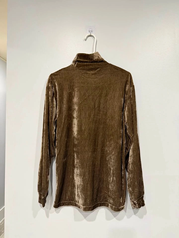 Velvet turtleneck ( Size S, M )