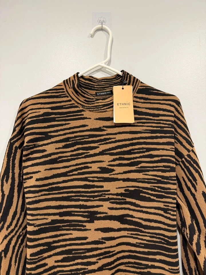 Tiger Print Bodycon Maxi Dress – (Size S/M) - photo 3