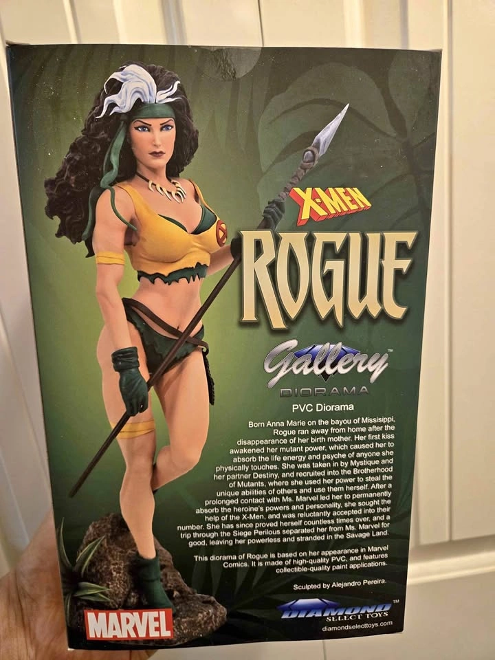 Diamond Select 1/6 Xmen Savage Land Rogue Statue (Rare, MISB)