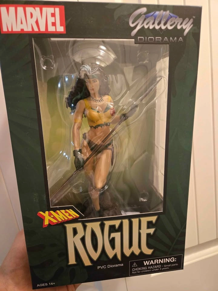 Diamond Select 1/6 Xmen Savage Land Rogue Statue (Rare, MISB) - photo 3
