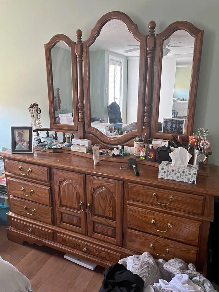Oak Bedroom Furniture Set