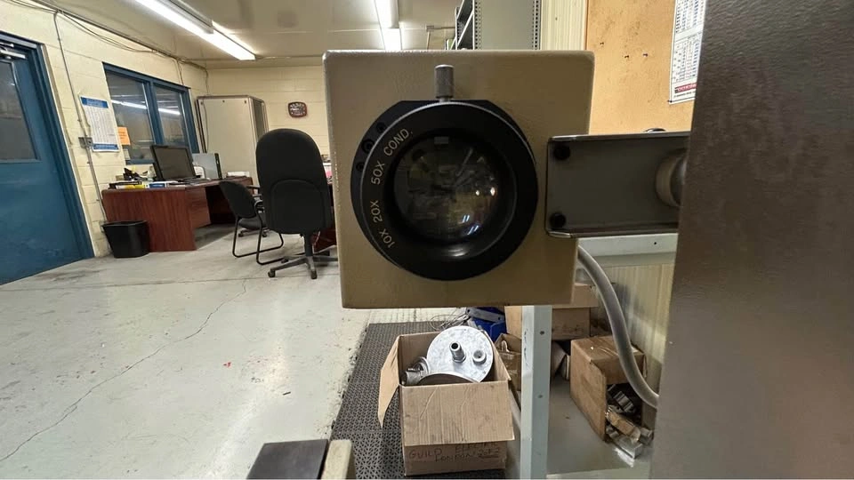 Mitutoyo PH350 Profile Projector - photo 4