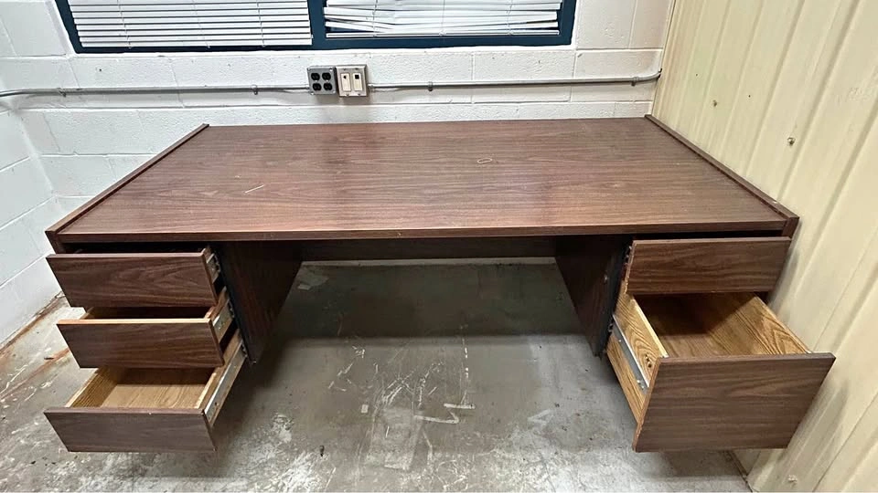 Office table