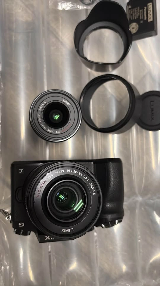 Panasonic LUMIX G7 (DMCG7WK) w/ 14-42mm & 45-150mm Lenses - photo 2