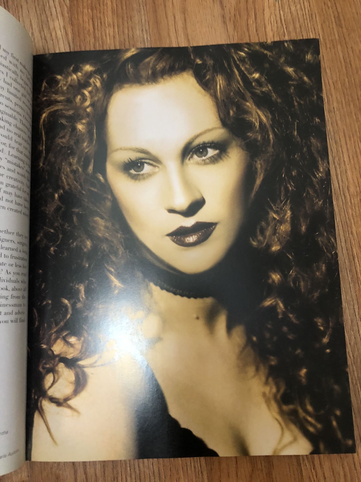 Kevyn Au coin Makeup Book - photo 2