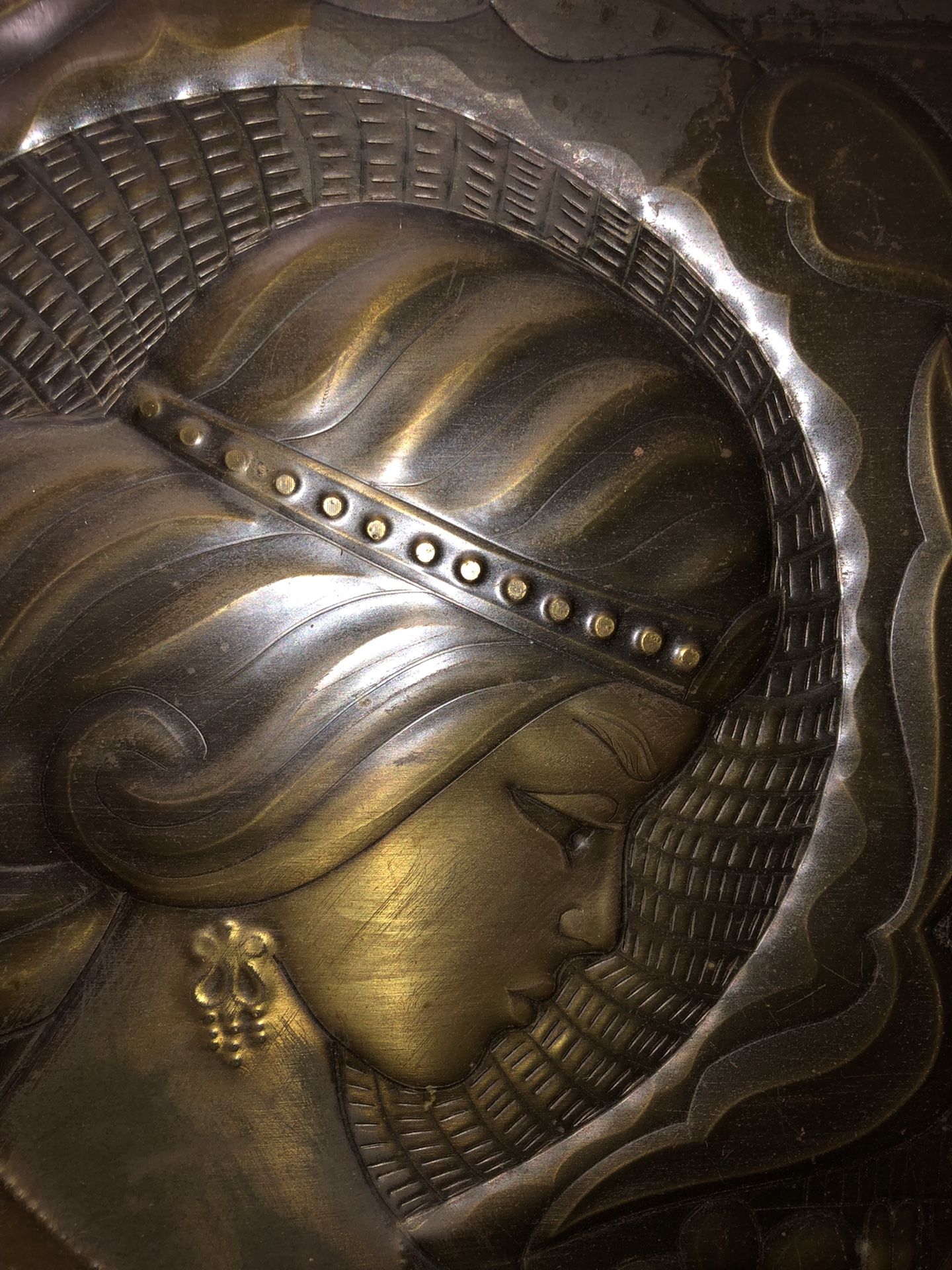 Art Of Woman In Metal - photo 3