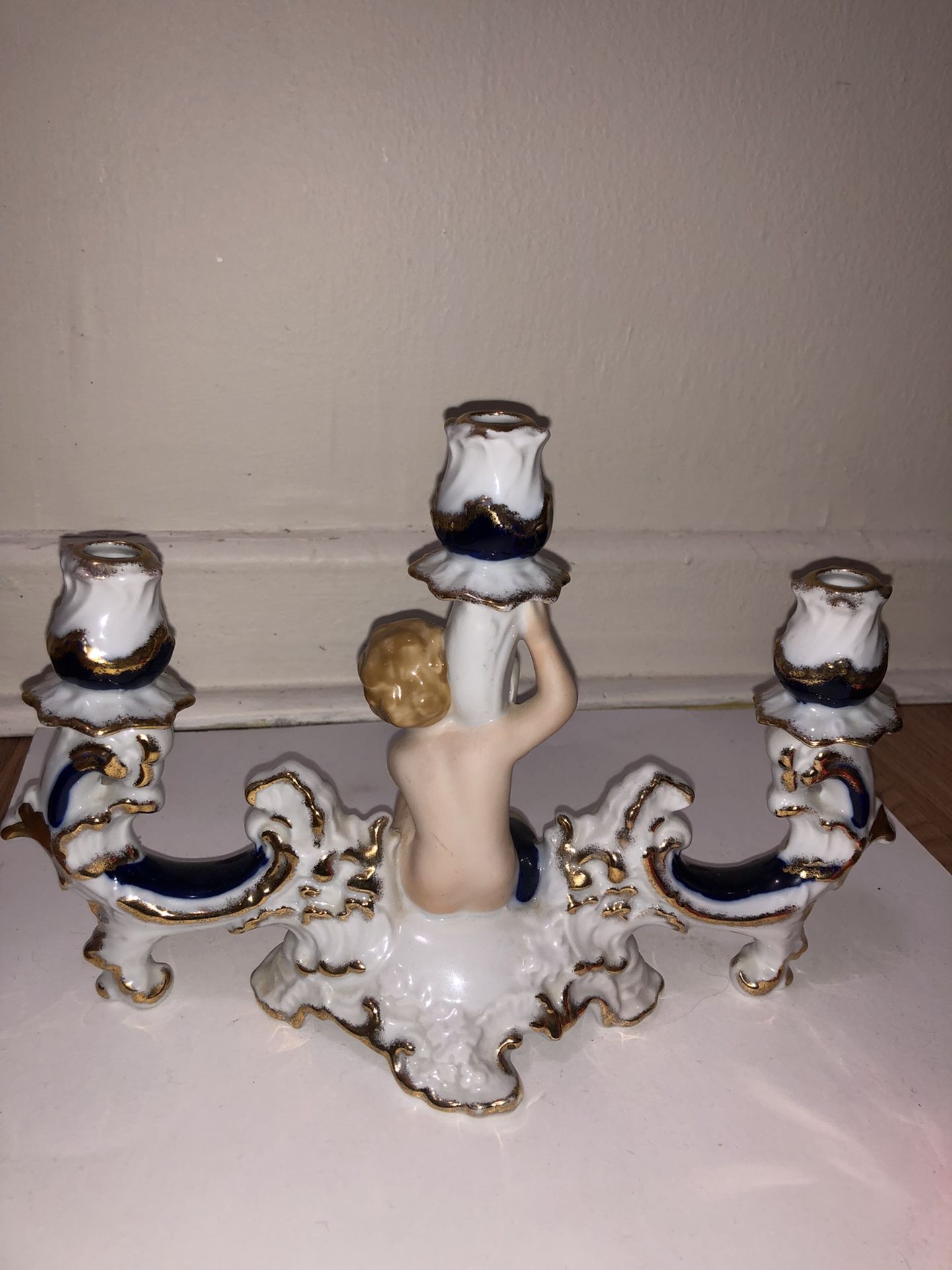 Romanian 1970 Porcelain 3 Light Candelabra - photo 4