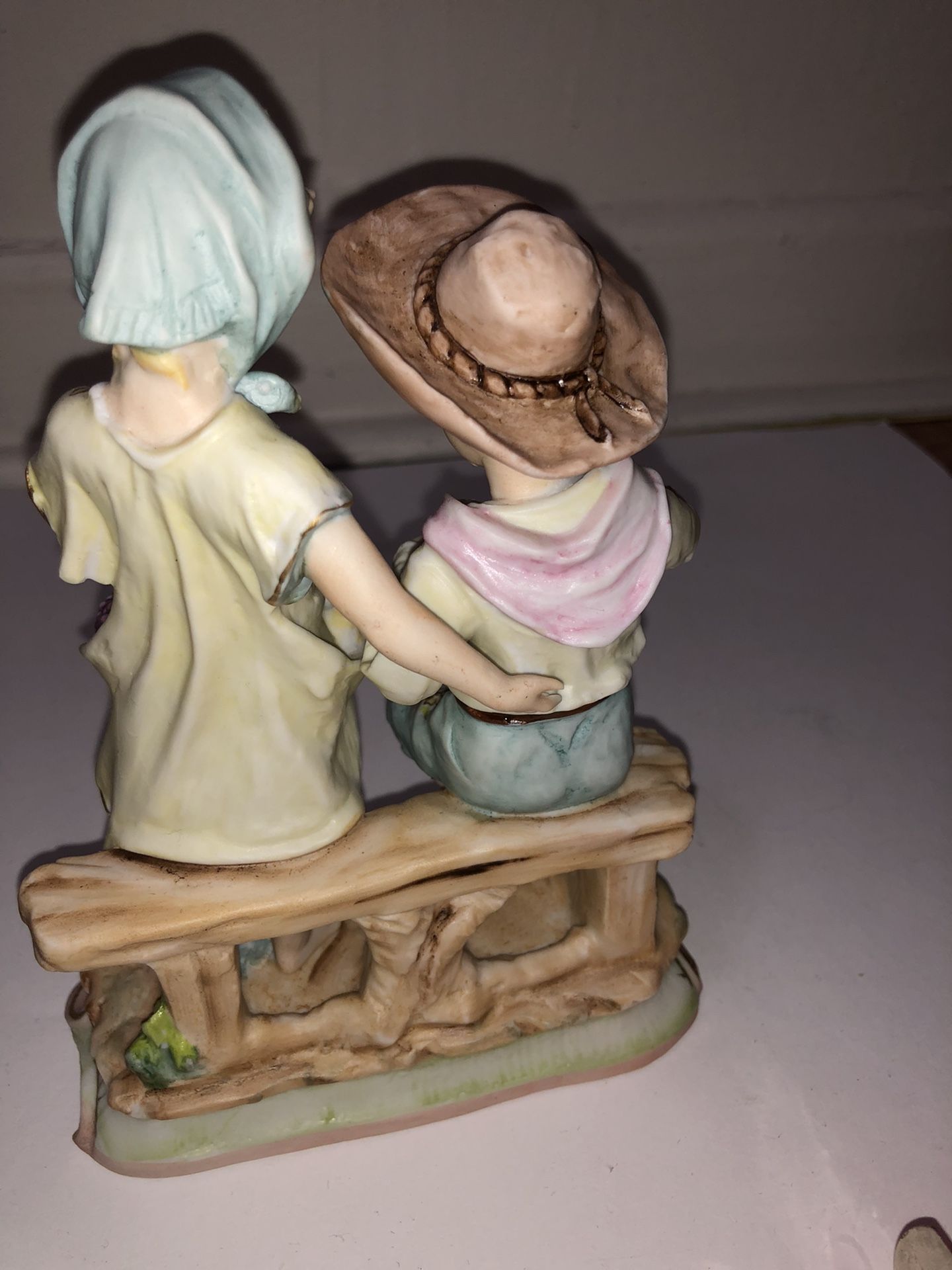 Vintage Porcelain Figure Of Boy And Girl - photo 4