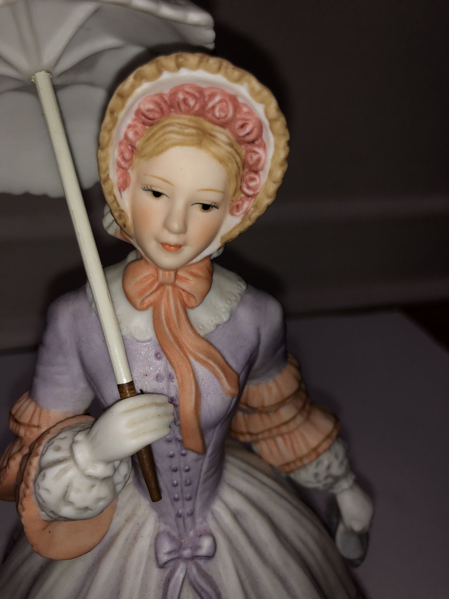 Lenox Porcelain Girl - photo 3