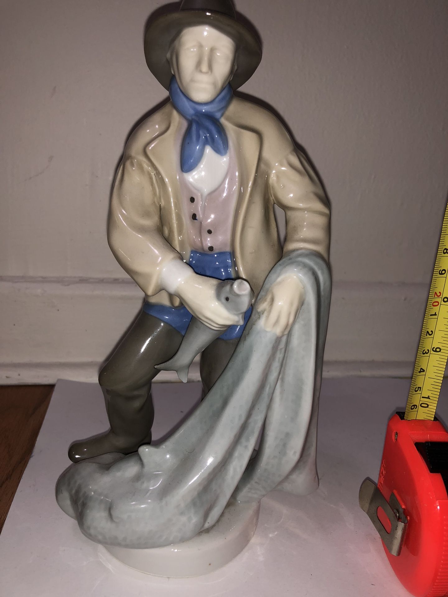 German Porcelain Fisherman - photo 2