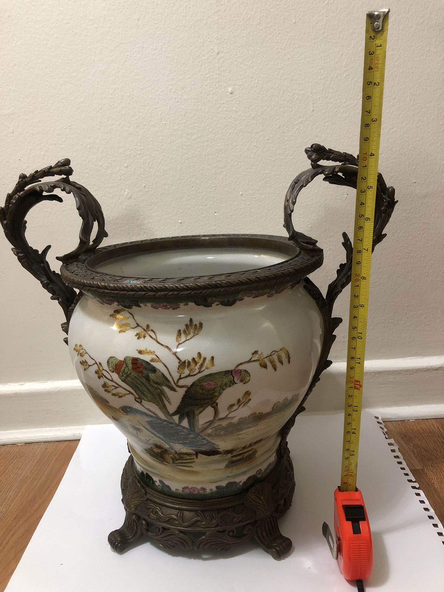 Chinese Old Vase Metal And Porcelain