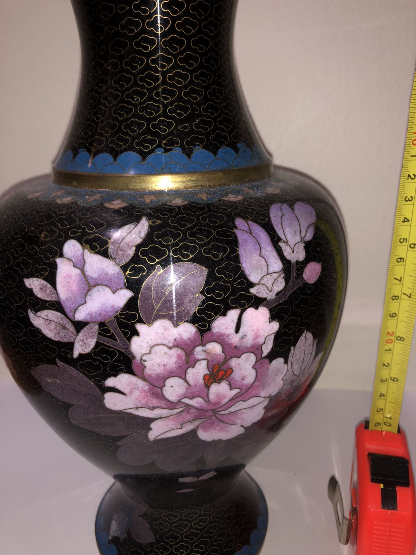 Metal Chinese Vase - photo 2