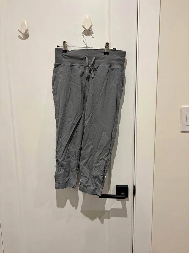 Lululemon Cropped Pants