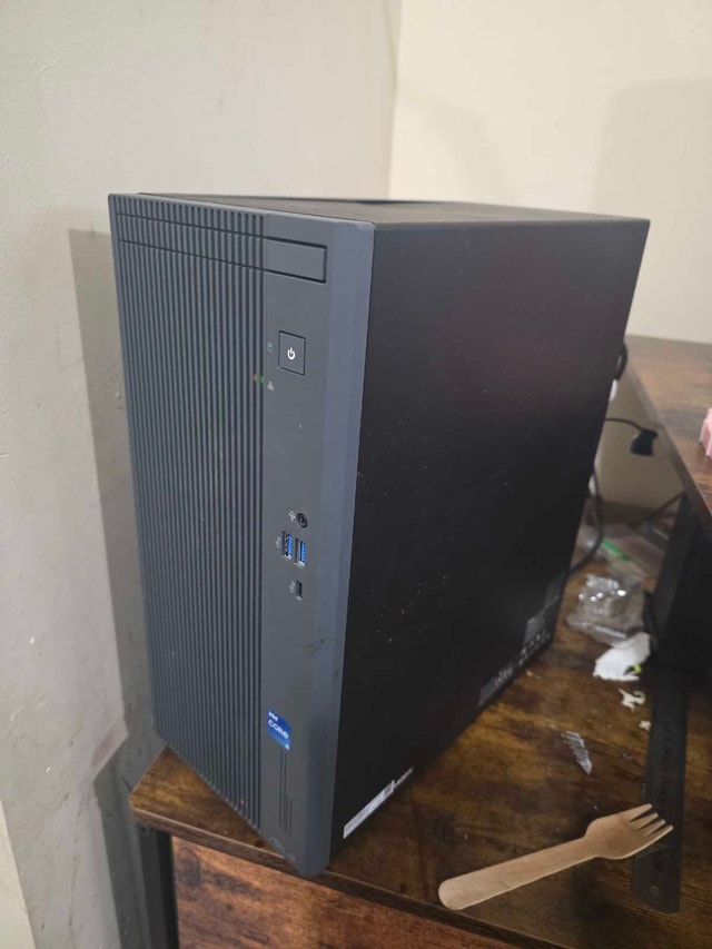 Asus Desktop - 13th Gen i5, 16GB RAM, 512GB SSD - photo 2