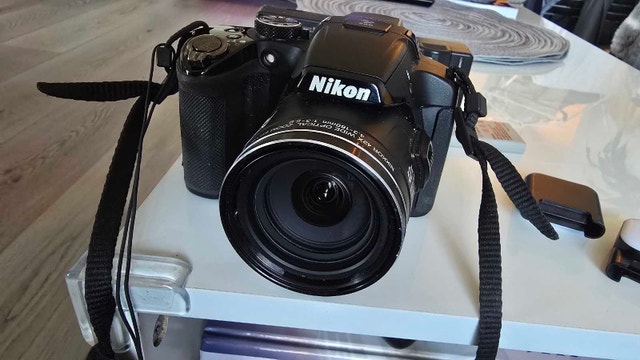 Nikon Coolpix P510 Bundle - 42x Zoom, GPS | $155 CAD OBO - photo 4