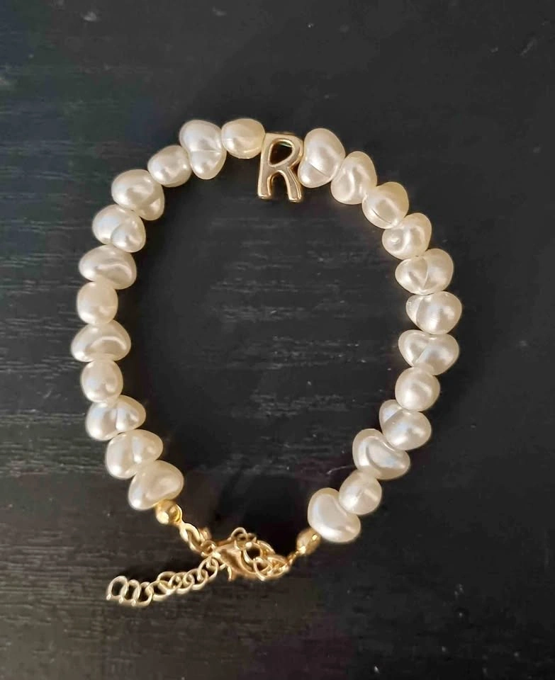 Heart Pearl Initial Bracelet with R Charm