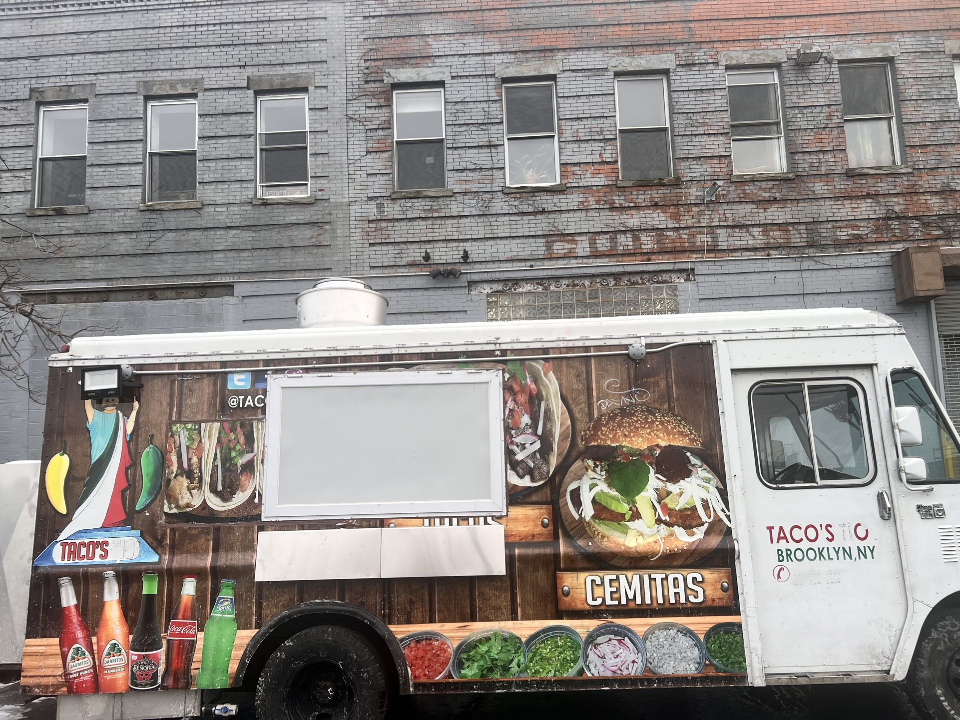 Food Truck - photo 2