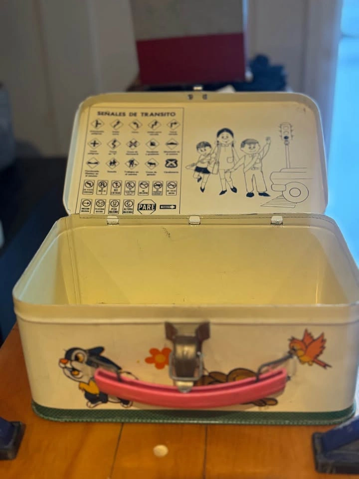 Vintage Disney Bambi Metal Lunchbox - photo 4