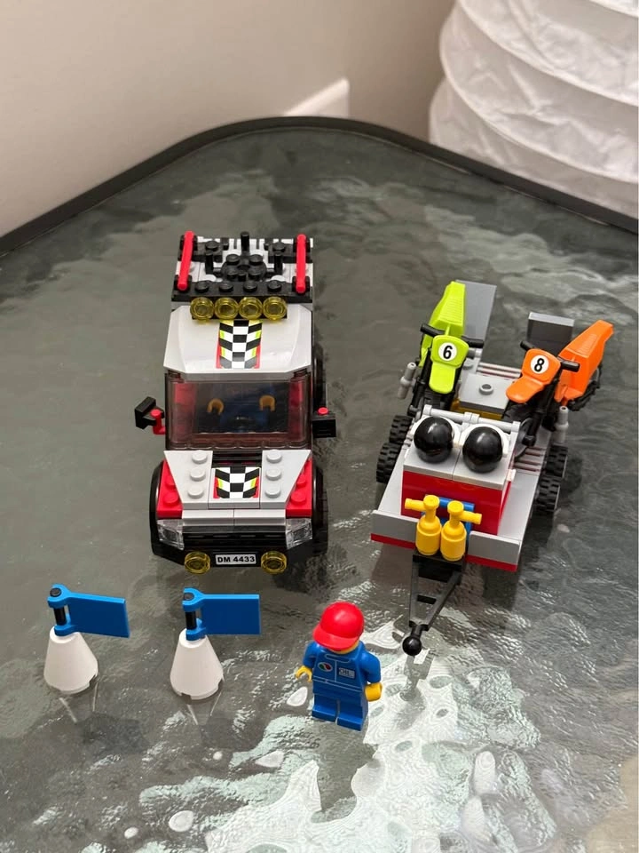 4433 - City - Dirt Bike Transporter (Retired) - photo 4