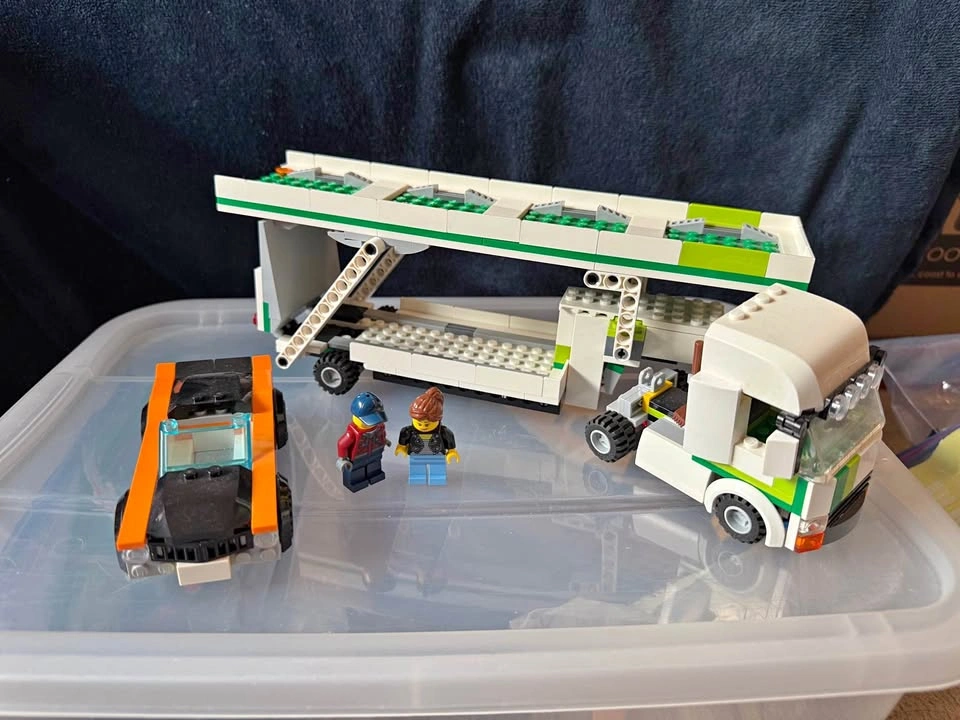 60305 - City - Car Transporter