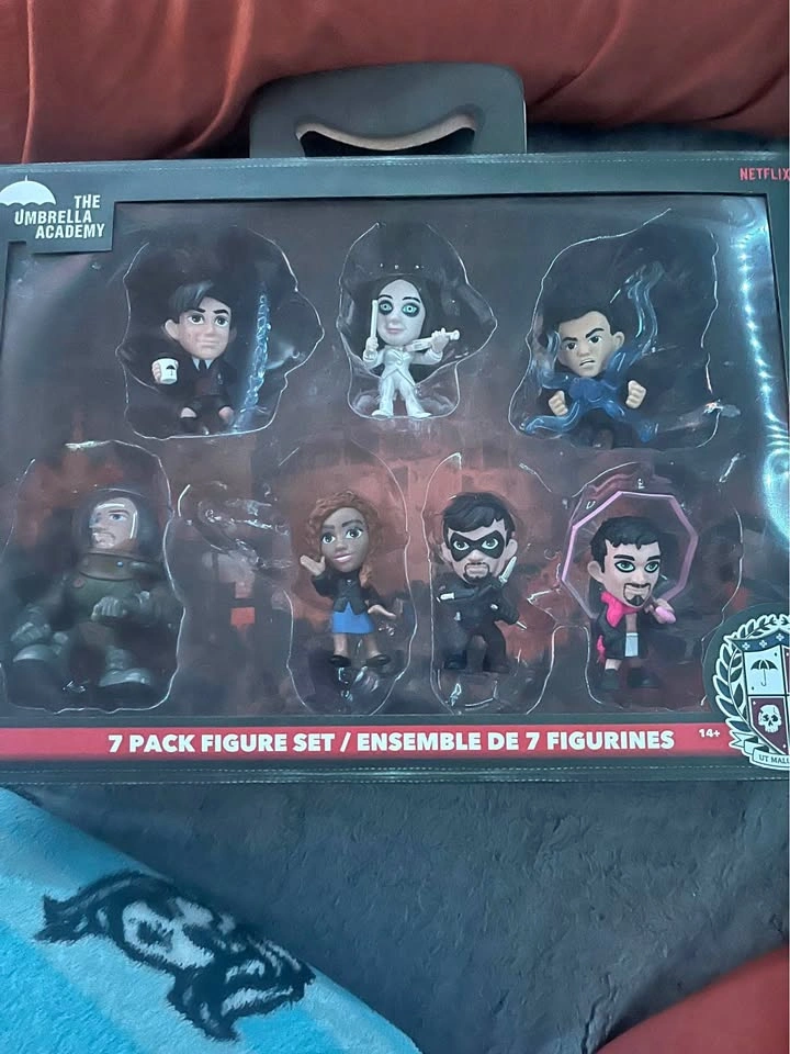 The Umbrella Academy Figurine