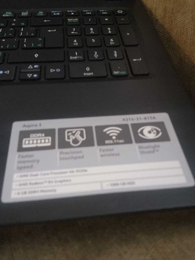 Acer Aspire Laptop - 6GB RAM / 1TB HDD / AMD A6
