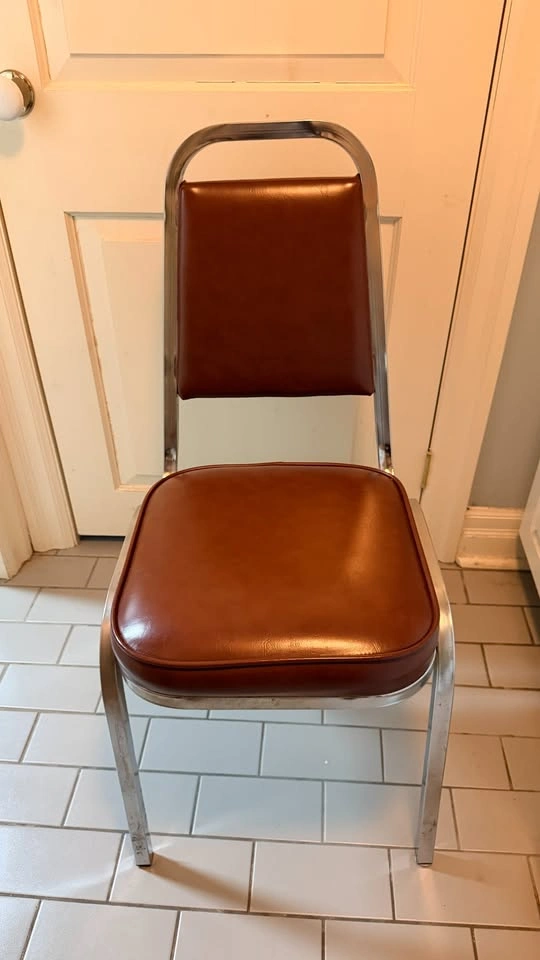 Chairs for Sale! - photo 2