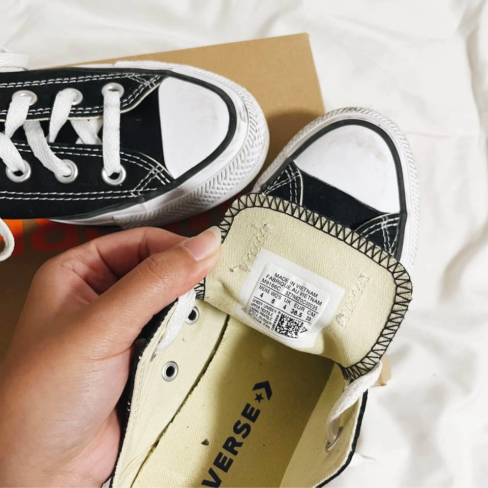 Converse Chuck Taylor All Star Low Tops - photo 4
