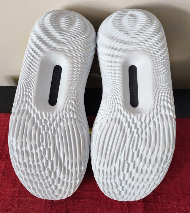 Brand new w. box Size Men's 8- unisex Under Armour Flow FUT - photo 5