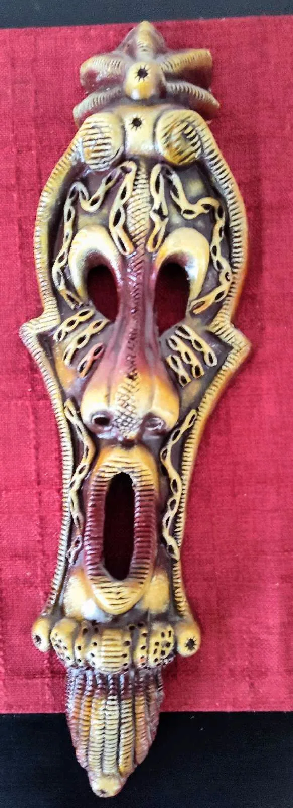 Classic Hawaiian mask- 14.5" by 4" thumbnail