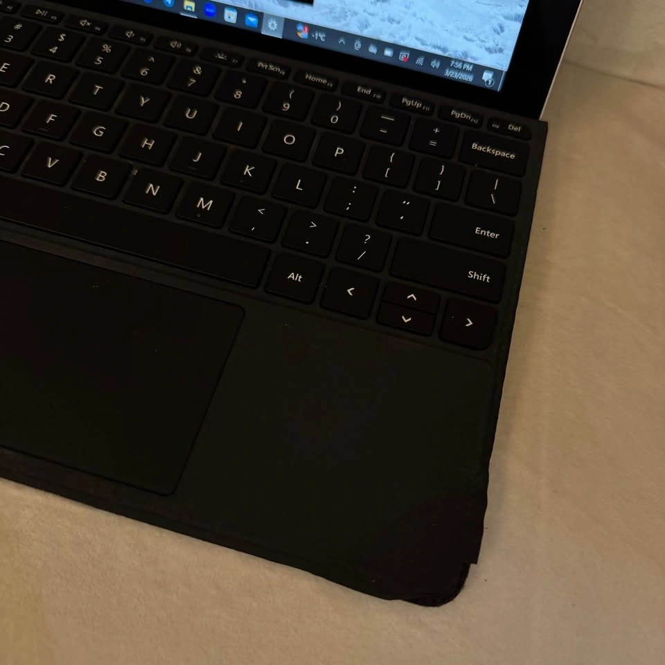 Microsoft Surface Go - Great Condition - photo 4