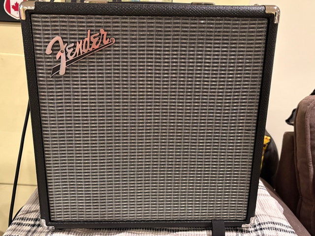 Fender Rumble 25 Bass Guitar Amplifier
