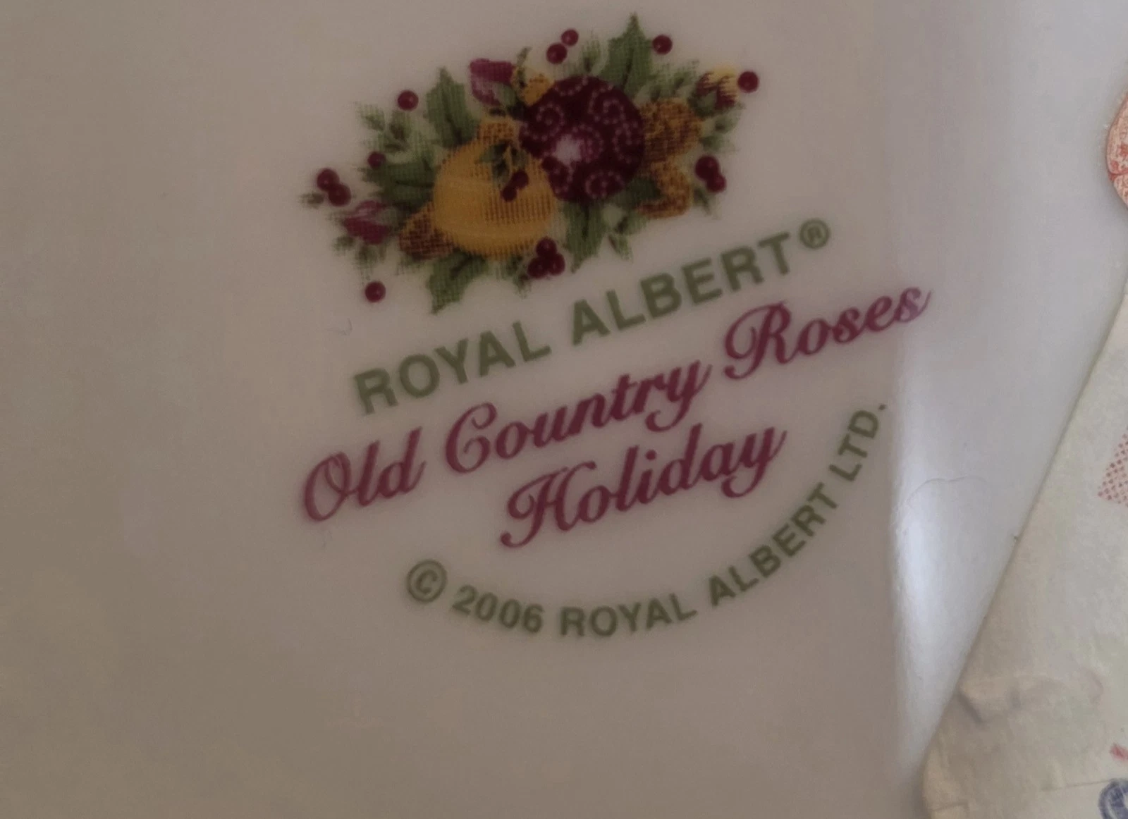 Royal Albert Old Country Roses 10 1/4" Dinner Plates (Set of 4) - photo 2